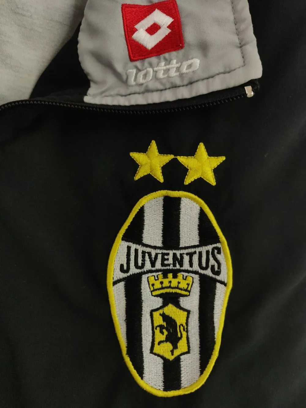 2000s black Juventus Lotto jacket