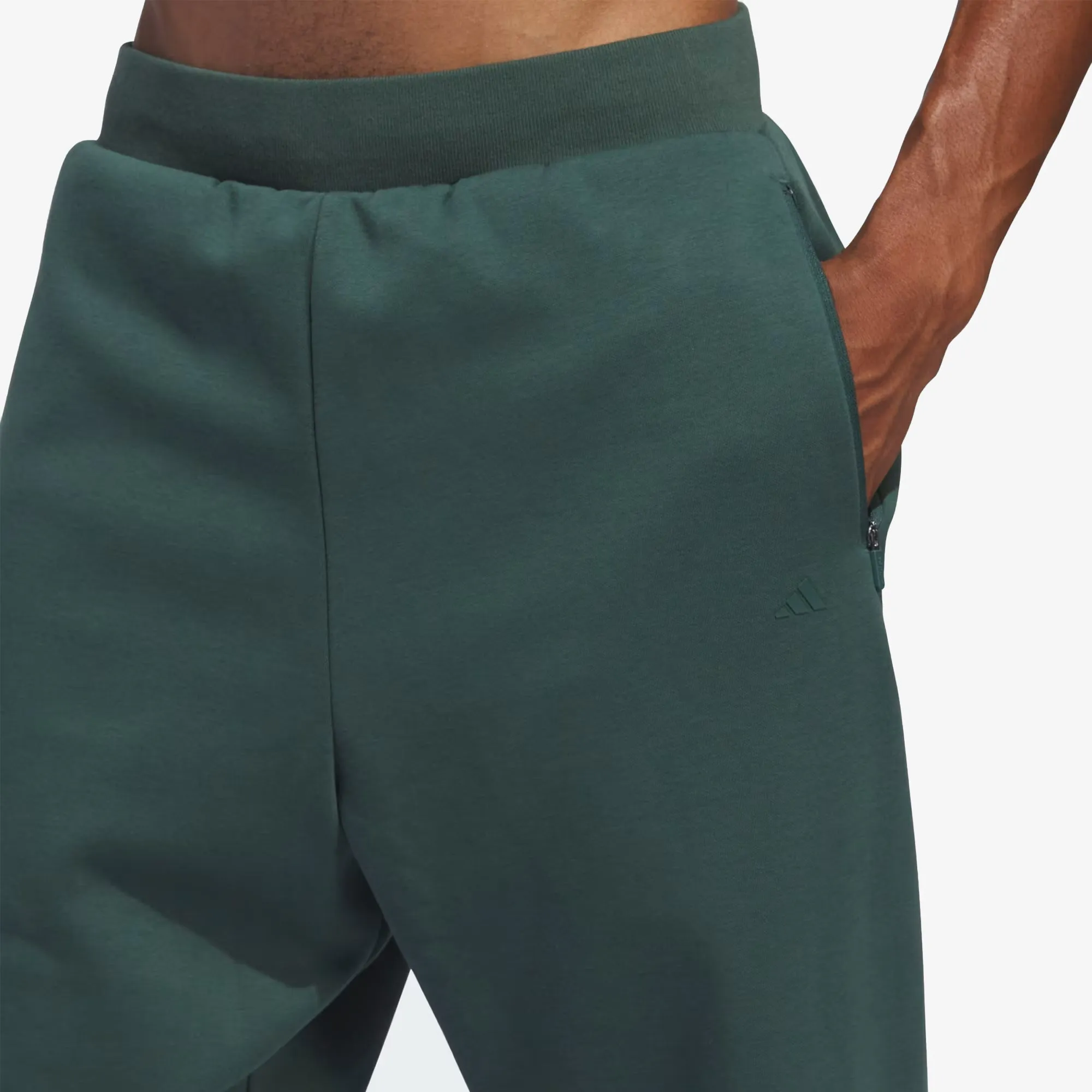 Basketball sweatpants in mineral green