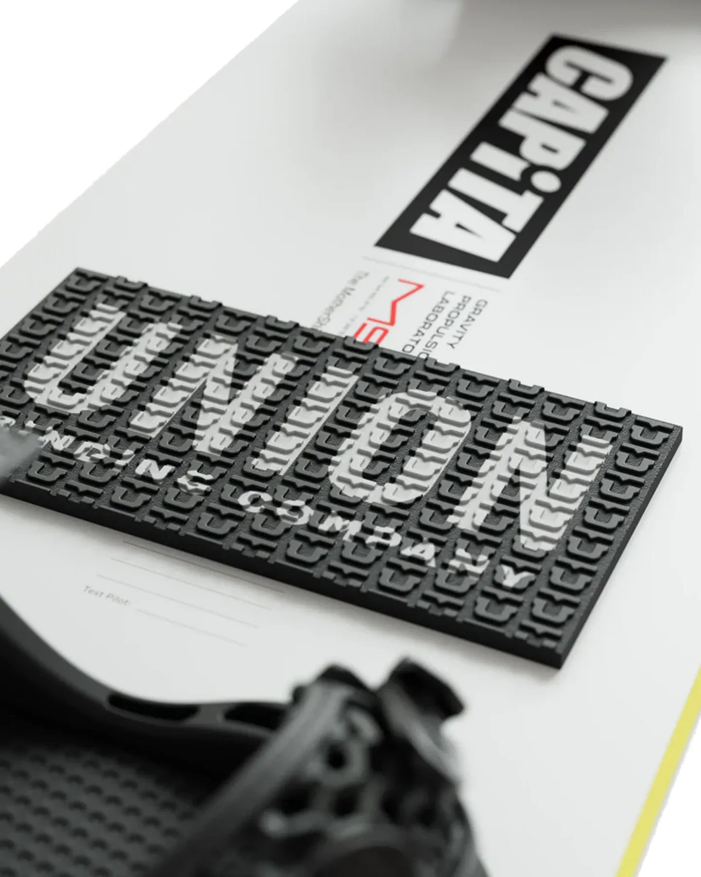 Best Surf Snowboard Stomp Pads by Union