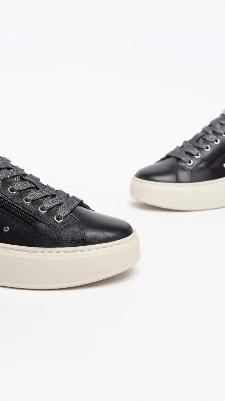 Black leather sneakers NeroGiardini, steel blade accent, zip closure (model I308460D/100).