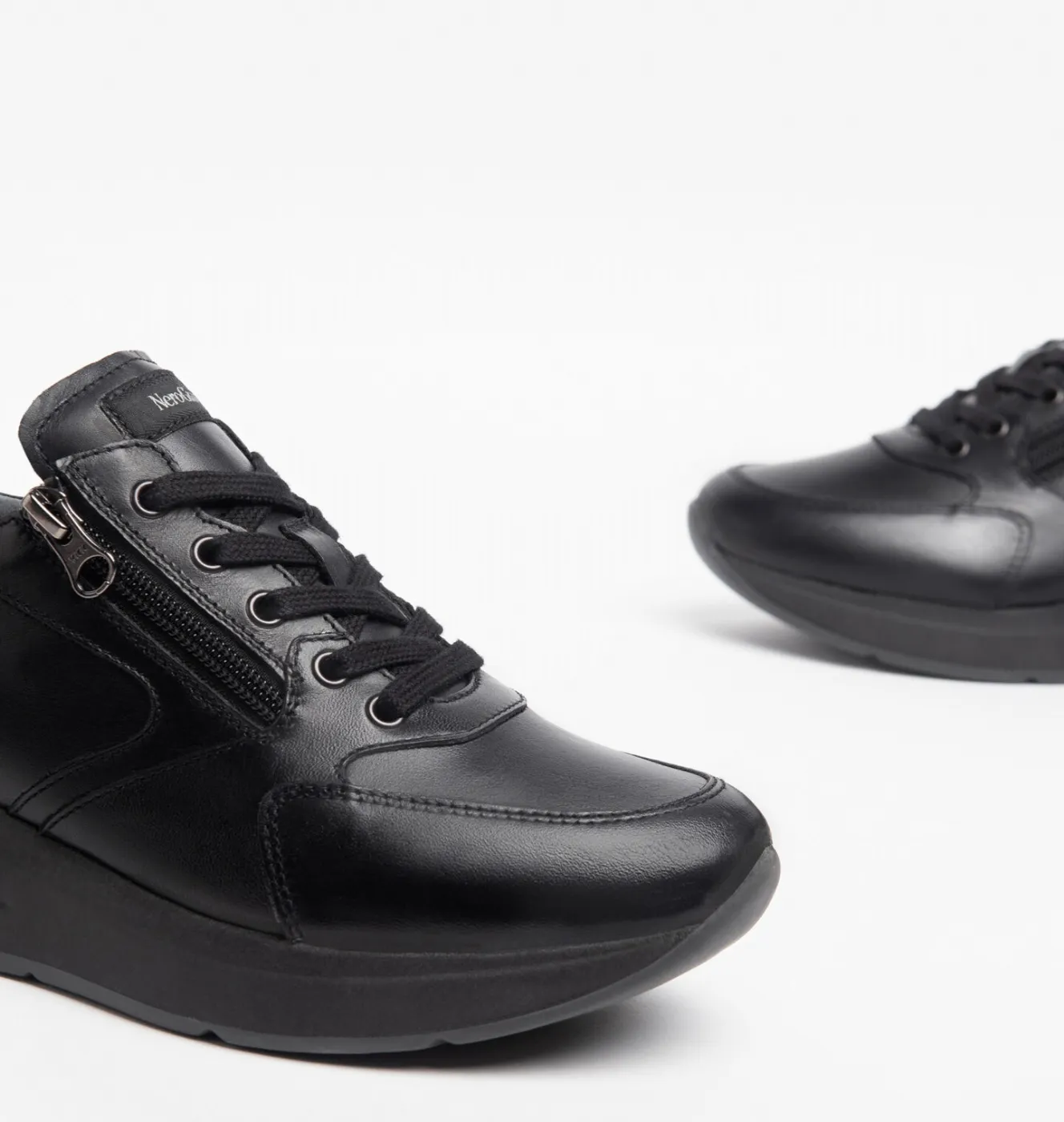 black leather sneakers with zipper - Nerogiardini Women I308370D/100