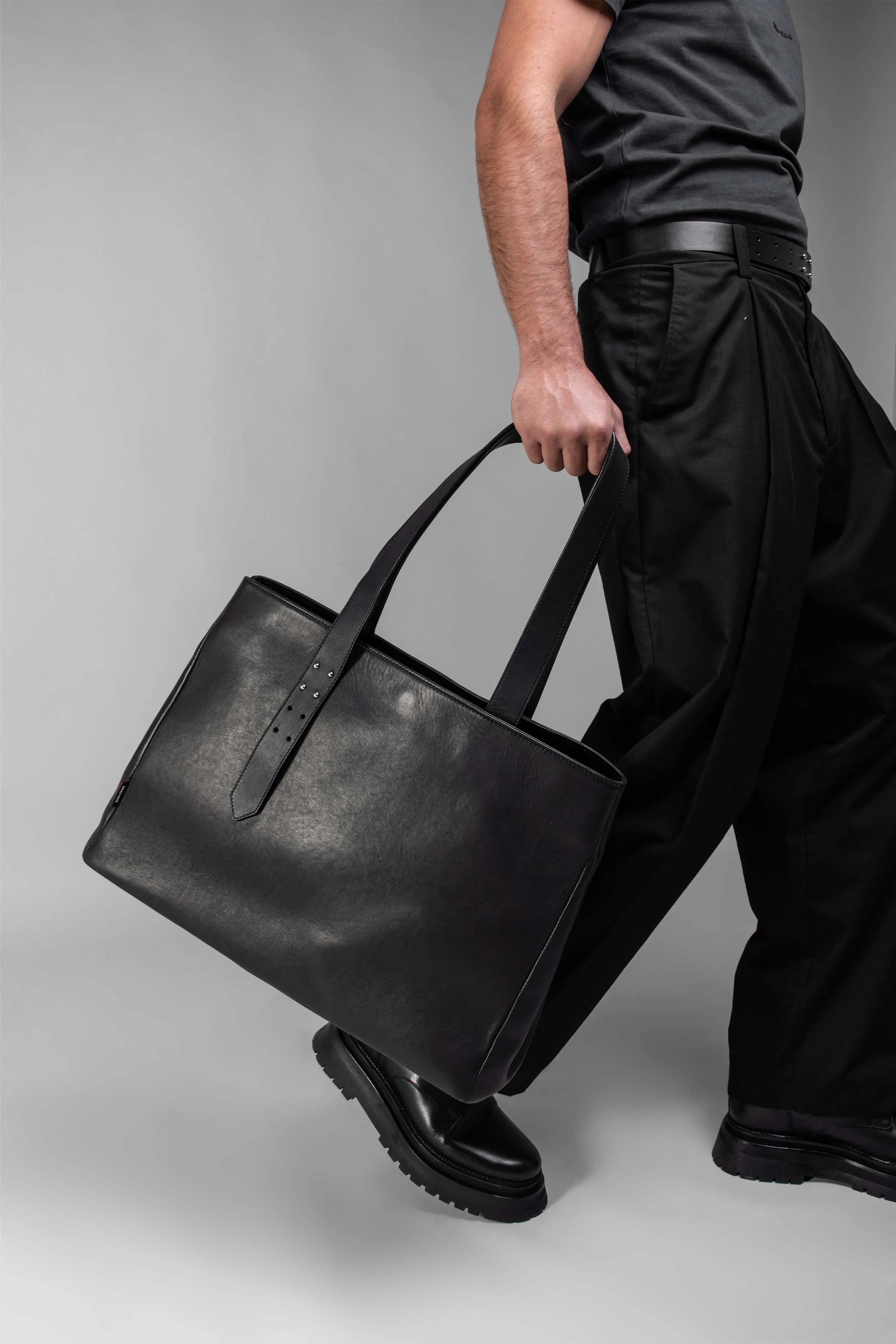 BODA Leather Tote Bag (Man)