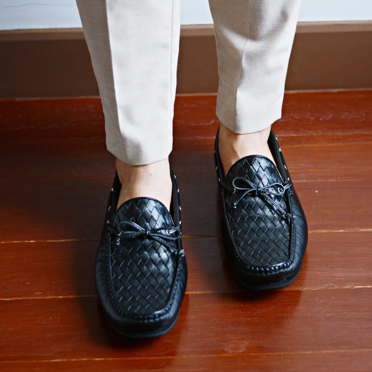 Classic Black Woven Loafer - W821 Matte Finish