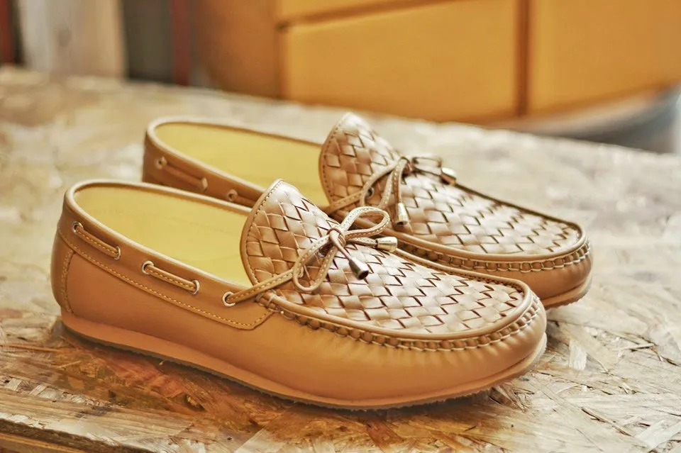 Classic Woven Loafer Beige - W821