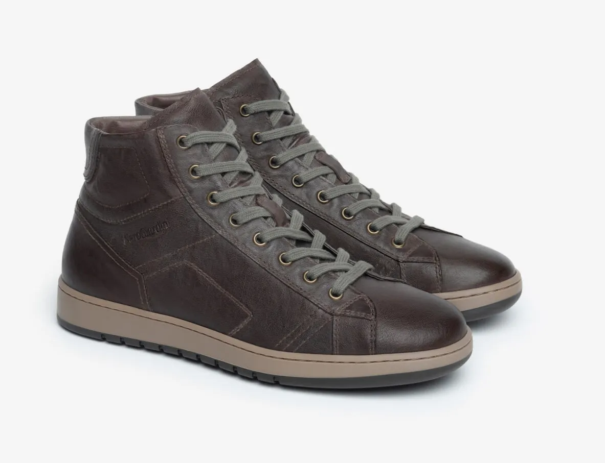 Men's Leather Sneakers: Nerogiardini Osaka T.Moro I303040U/300