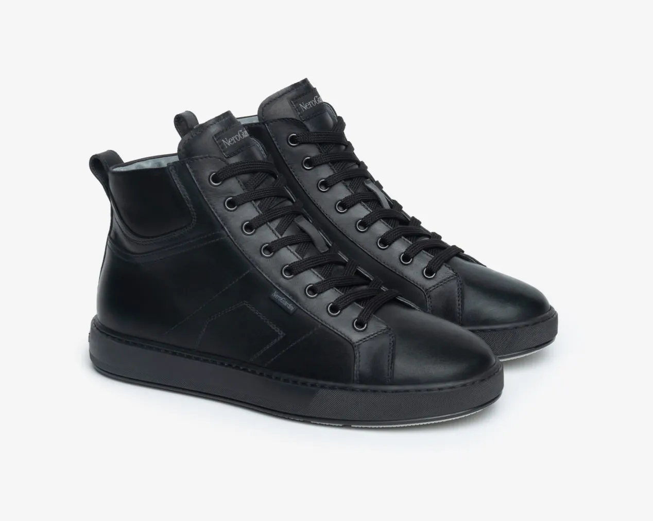 Nerogiardini High Top Black Leather Sneakers I303061U/100.