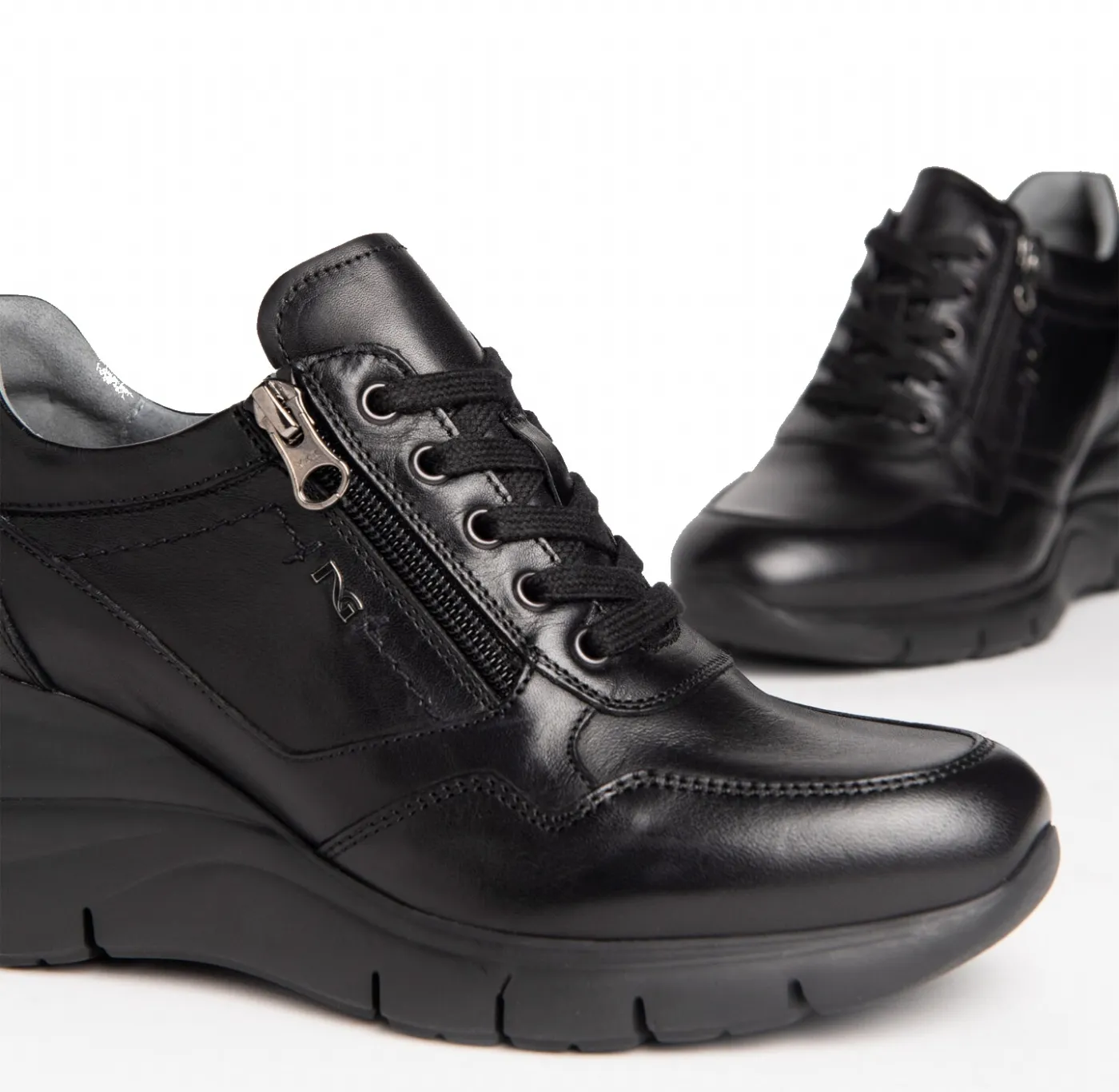 Nerogiardini women's leather sneakers in black with a 6cm heel - I205150D/100.