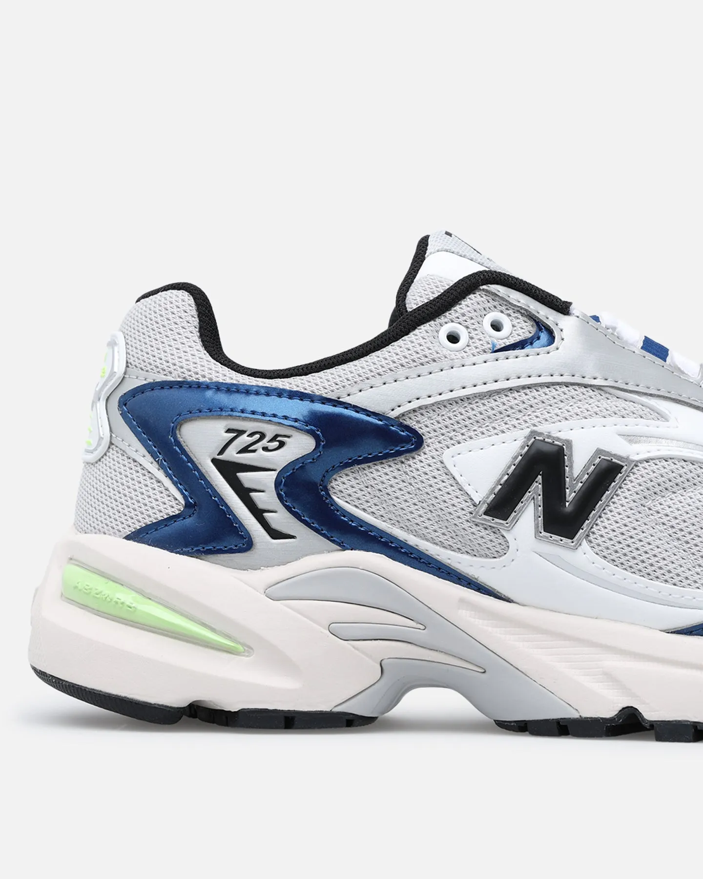 New Balance 725 Atlantic sneakers