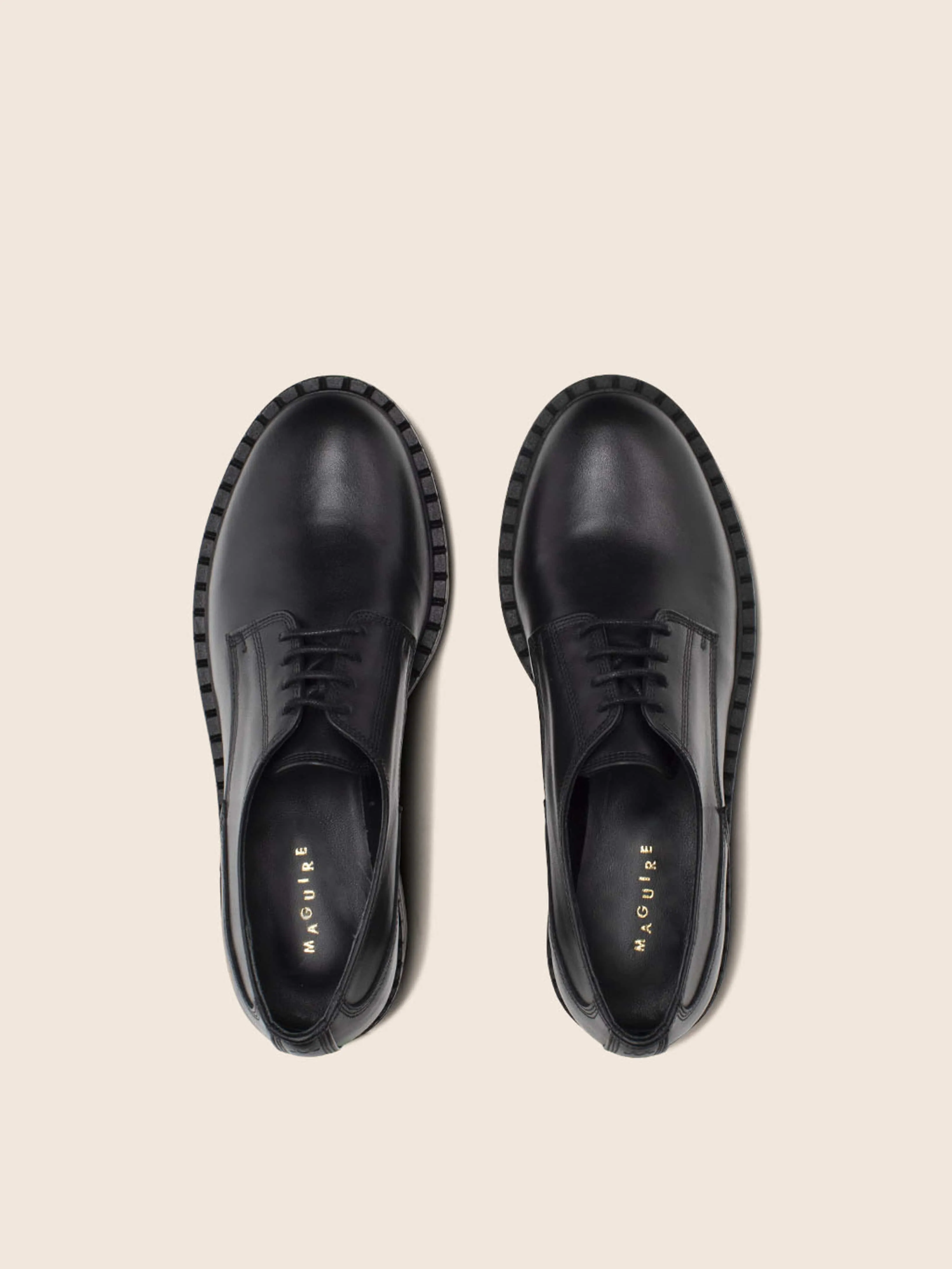 Parada Black Oxford shoes