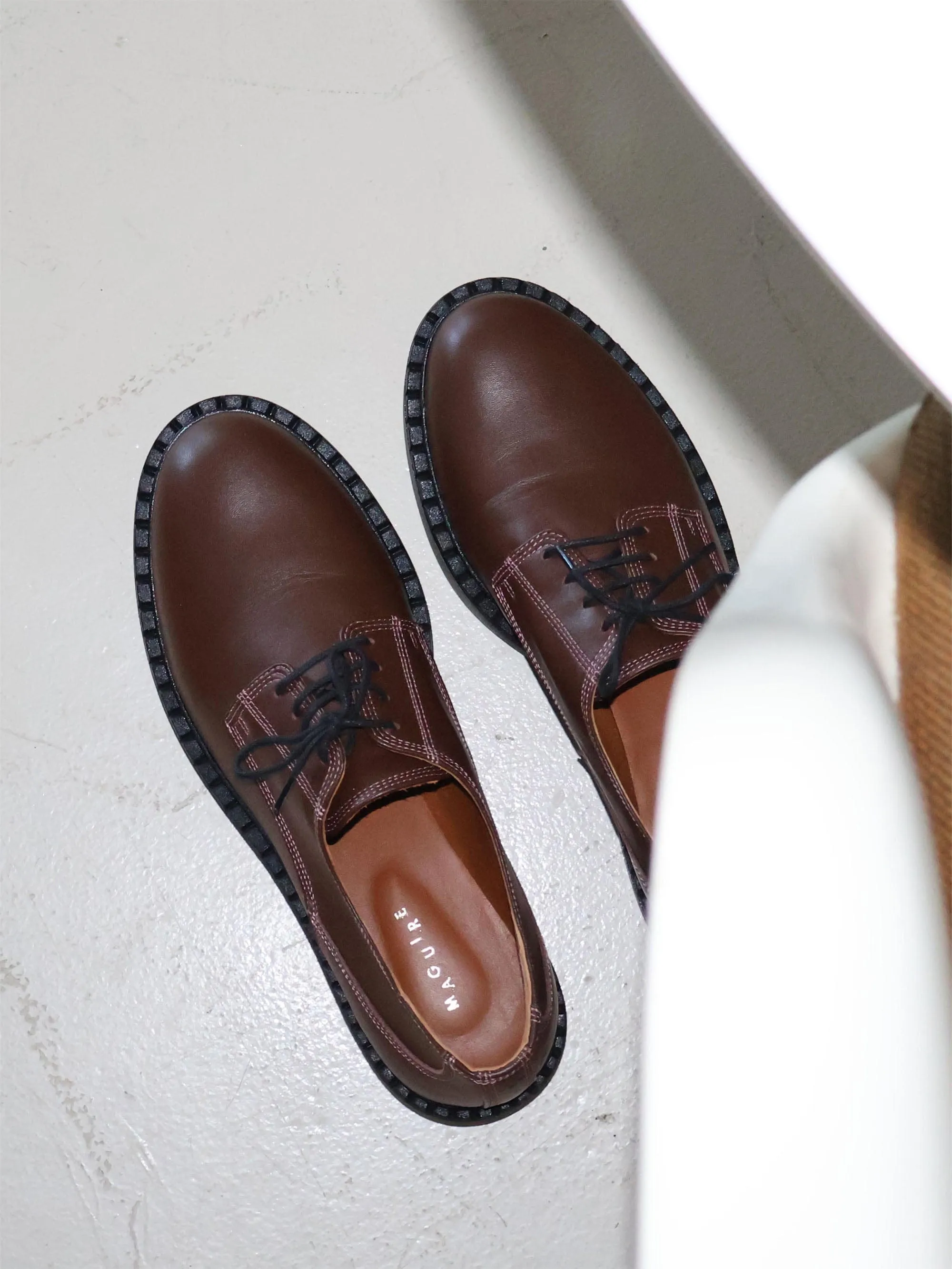 Parada Brown Oxford - Shop Now