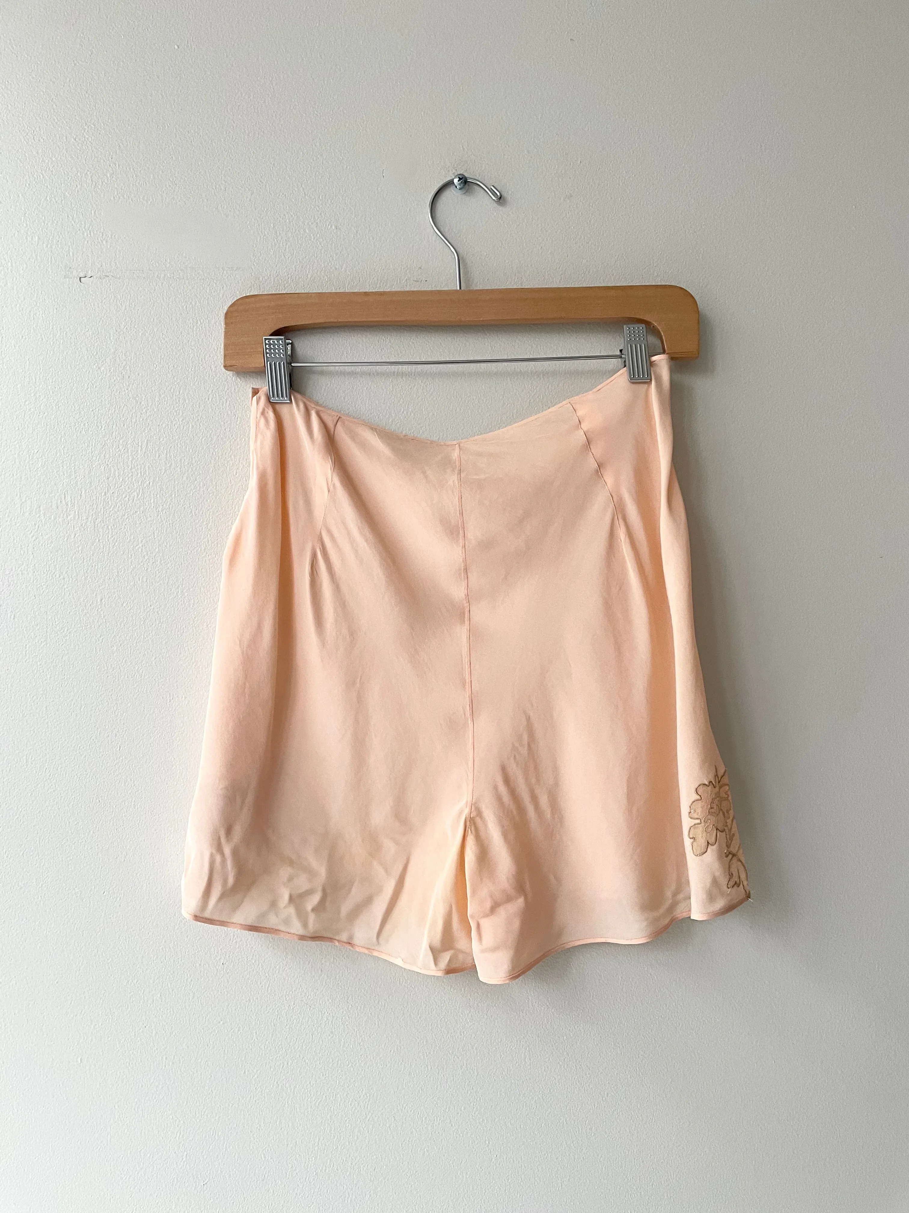 Result: Vintage Silk Tap Shorts from the 1920s