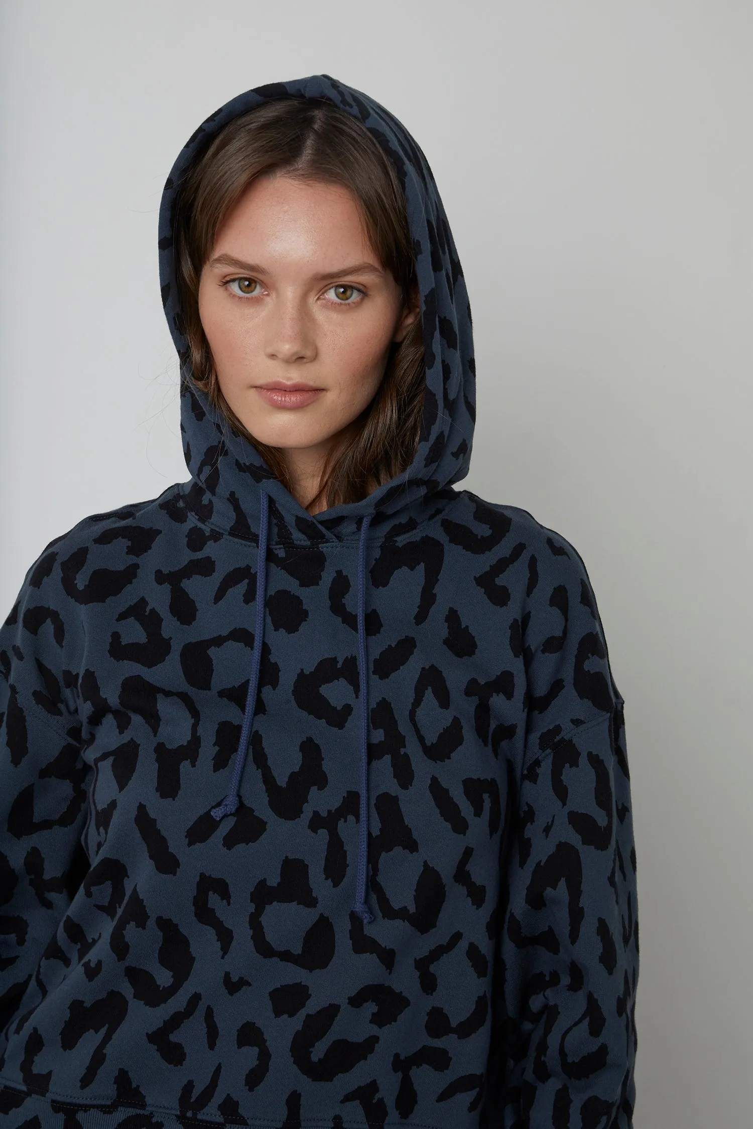 SAMMIE BENGAL FLEECE HOODIE IN SHADOW