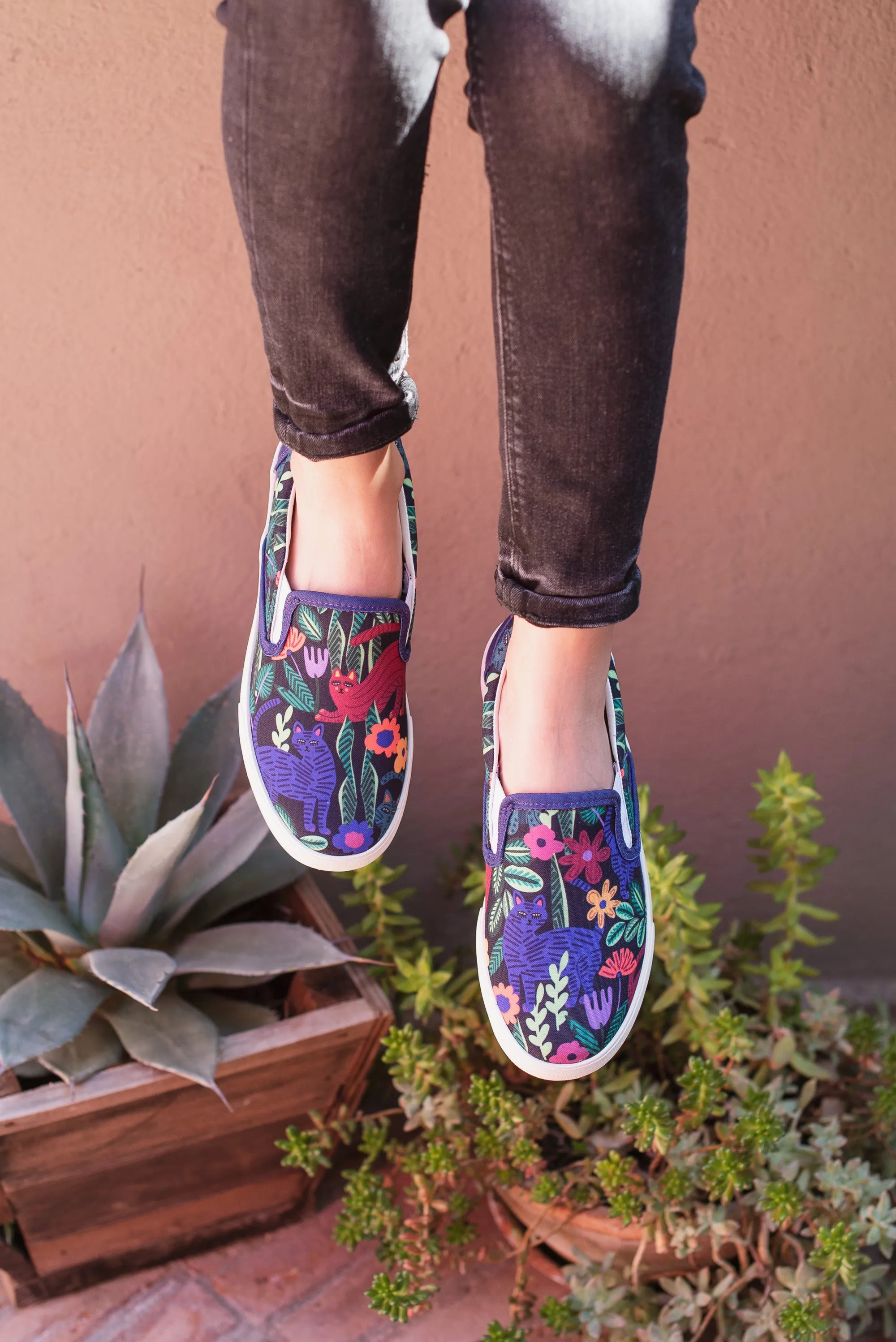 Sokoke Slip On shoes