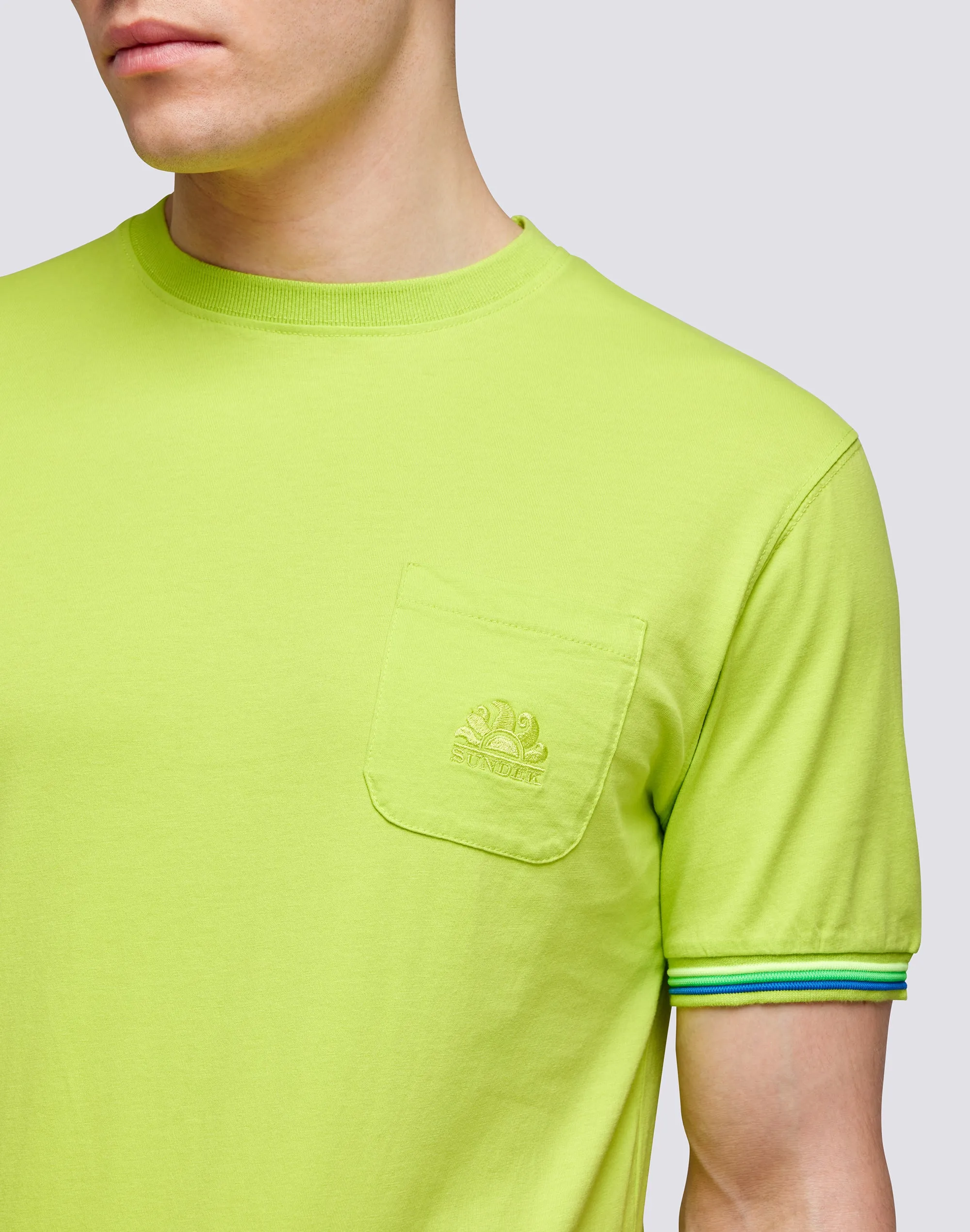 T-Shirt with Crew Neck and Pocket - Finn