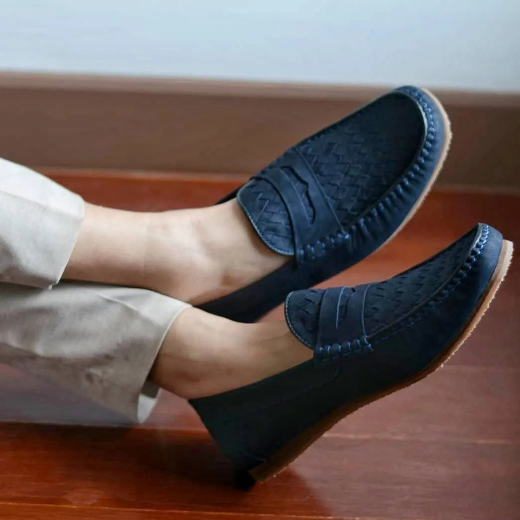 W823 Blue Nubuck Classic Loafer Woven