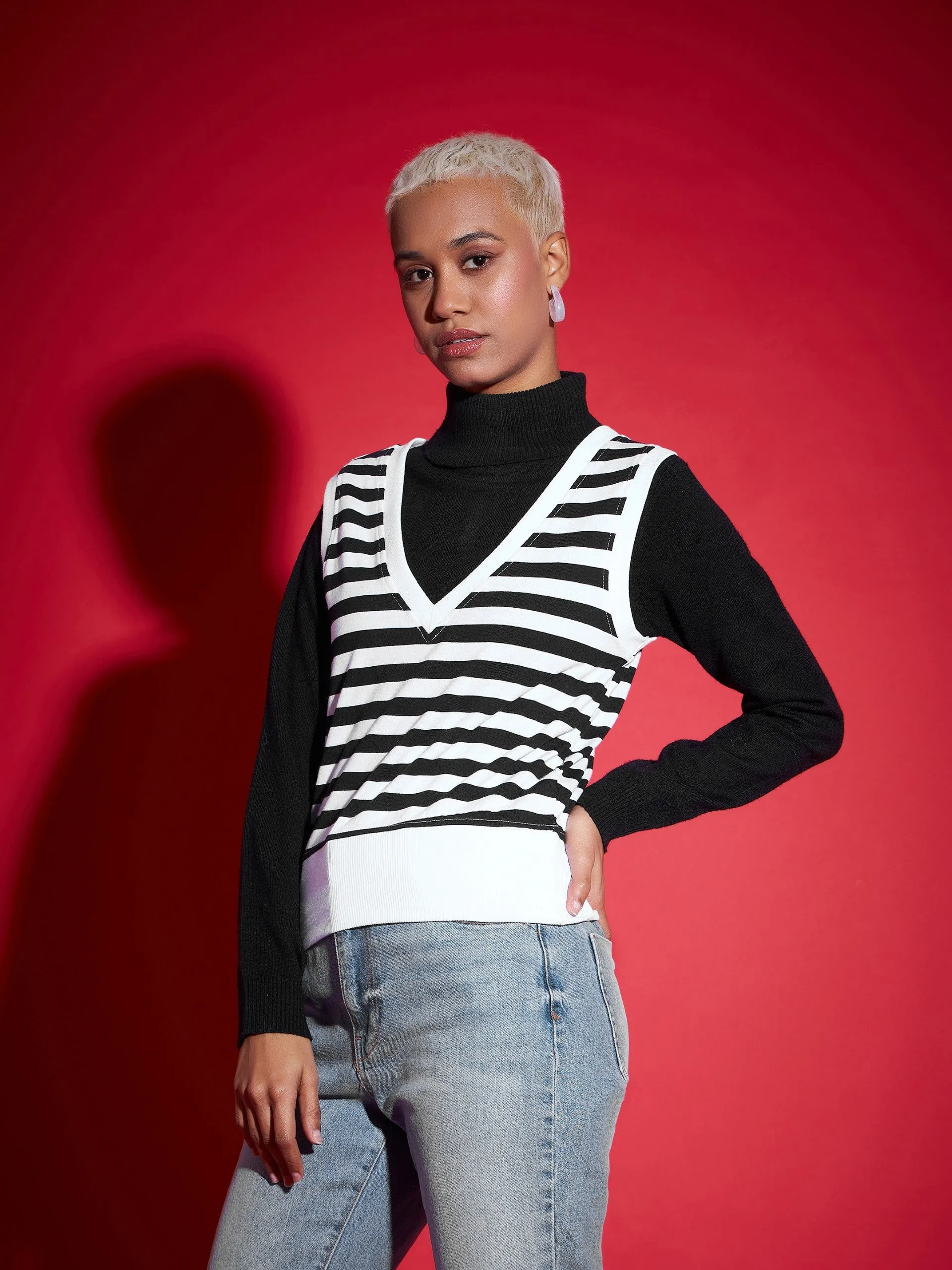 Women Black & White Striped V-Neck Sleeveless Sweater