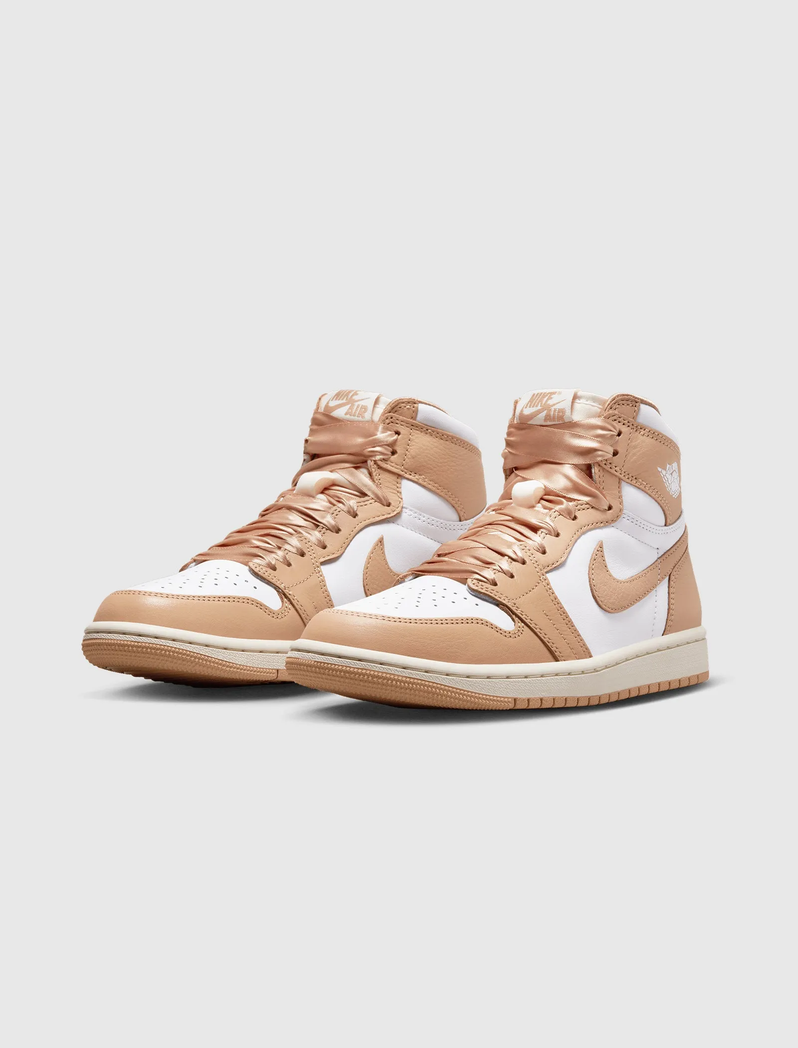 Women's Air Jordan 1 Retro High OG Praline - Buy now online!