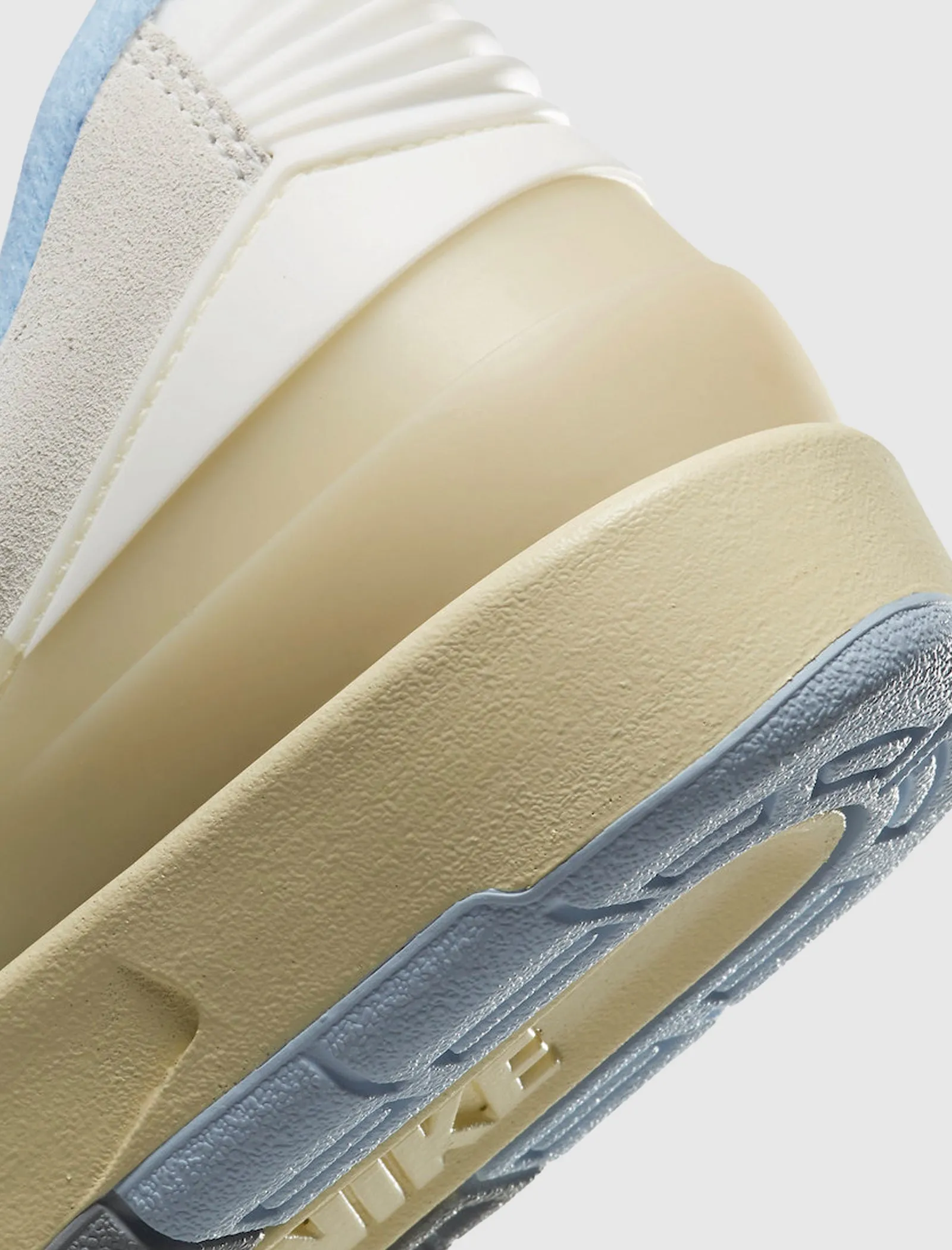 Women's Air Jordan 2 Retro Low - Look Up in the Air